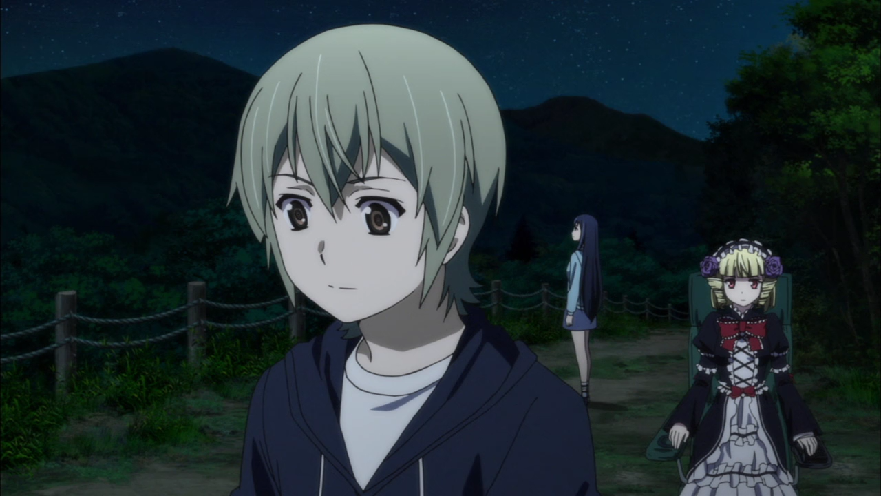 I guess everyone's just minding there own business. (This show doesn't have very many good release pictures)